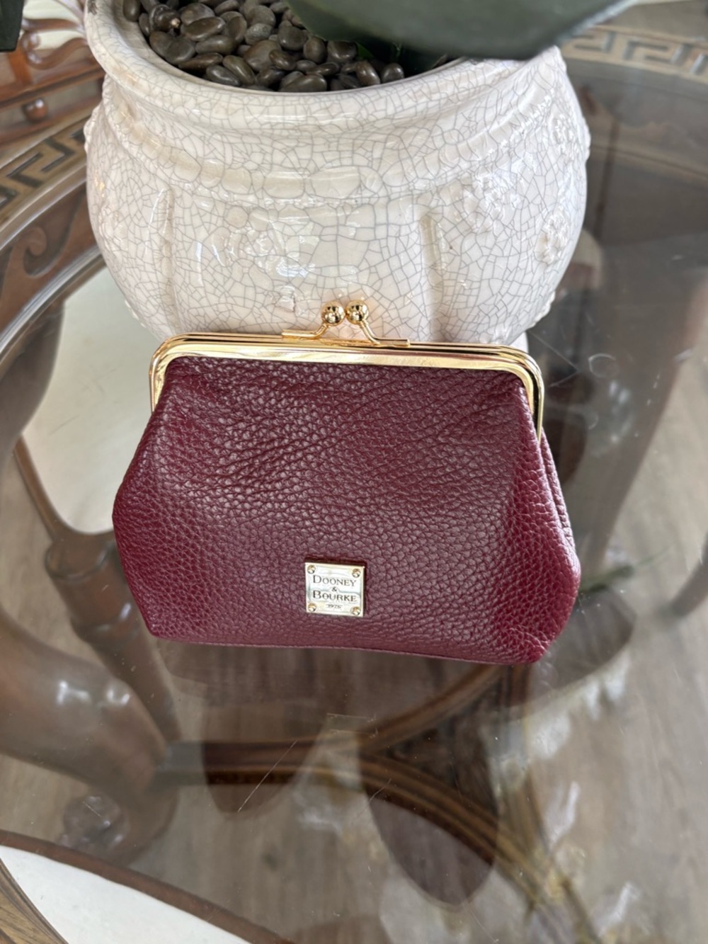 ♥️♥️DOONEY & BOURKE LARGE PEBBLED LEATHER KISS LOCK COIN PURSE!♥️♥️